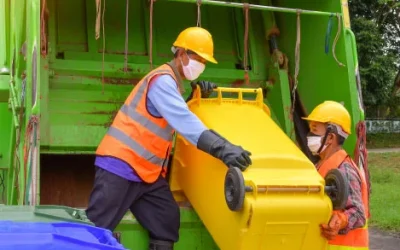 4 Reasons To Hire Professional Junk Removal Services